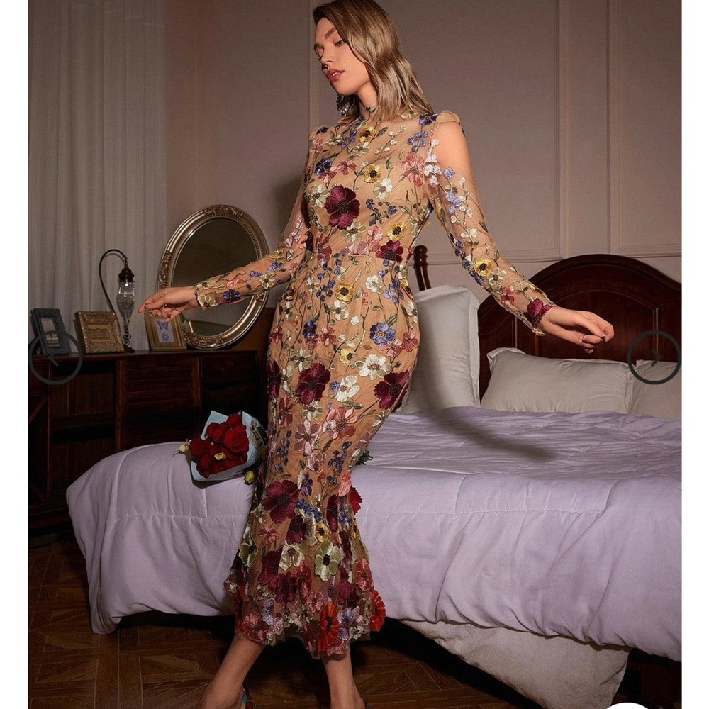 Elegant Floral Mesh Prom Dress